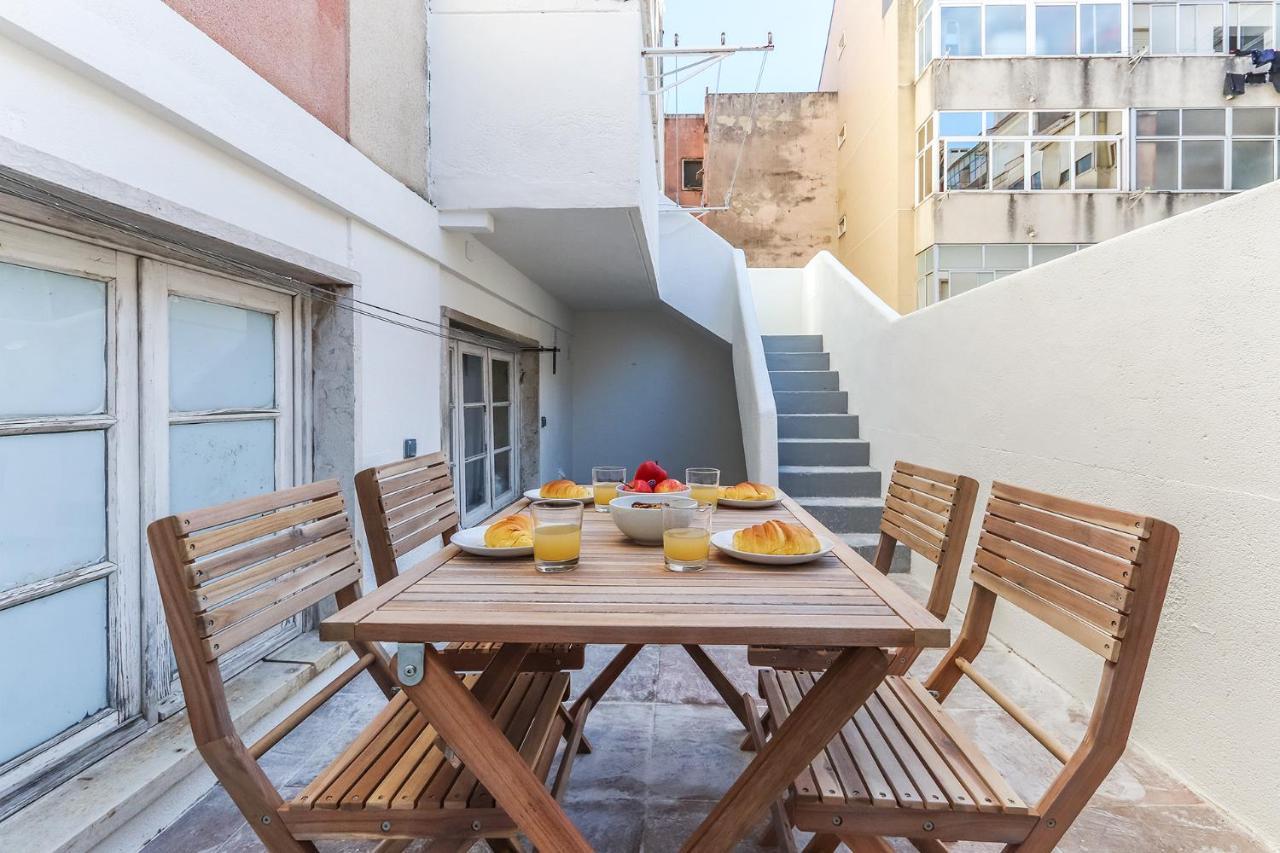 Vita Portucale ! Olaias Design With Terrace Lisbon Exterior photo